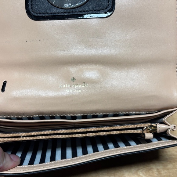 Kate Spade Black Wallet - Picture 3 of 11